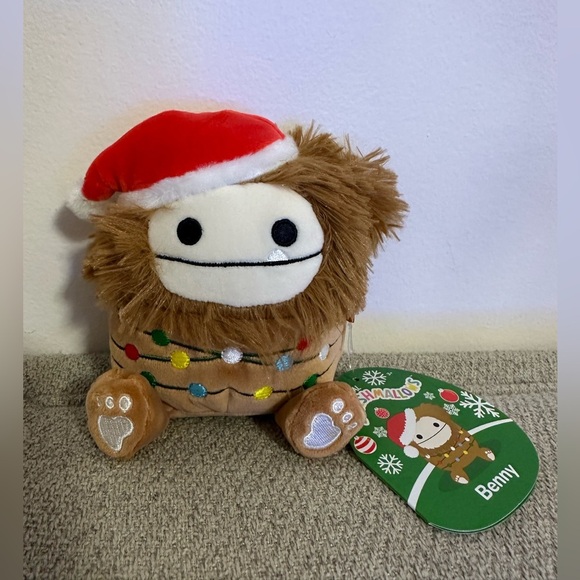 NWT 5" BENNY BIGFOOT SQUISHMALLOW CHRISTMAS - Picture 6 of 6